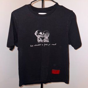 CHNGE T-Shirt Skeletons Kissing XS (Unisex)